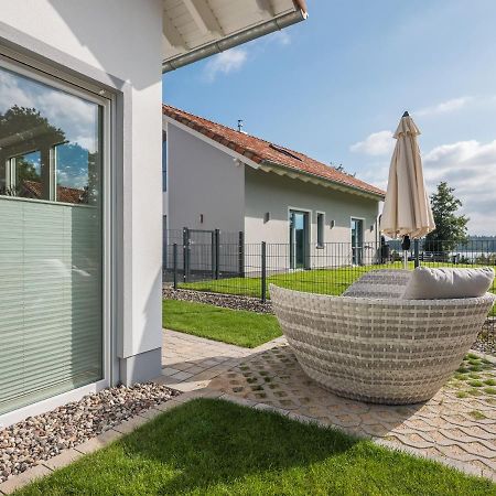 Feriendomizil Im Luftkurort - Ferienhaus-Sauna-See-Onsenbad Krakow am See Buitenkant foto